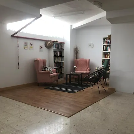 Urban Rest Zone And Coworking *