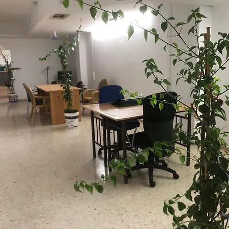 Urban Rest Zone And Coworking 豪华帐篷