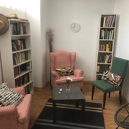 Urban Rest Zone And Coworking *